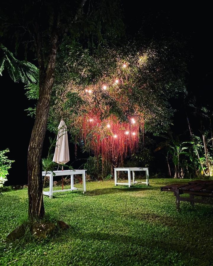 チャン島 Maddekehaoo Eco Mansion Bed & Breakfast エクステリア 写真
